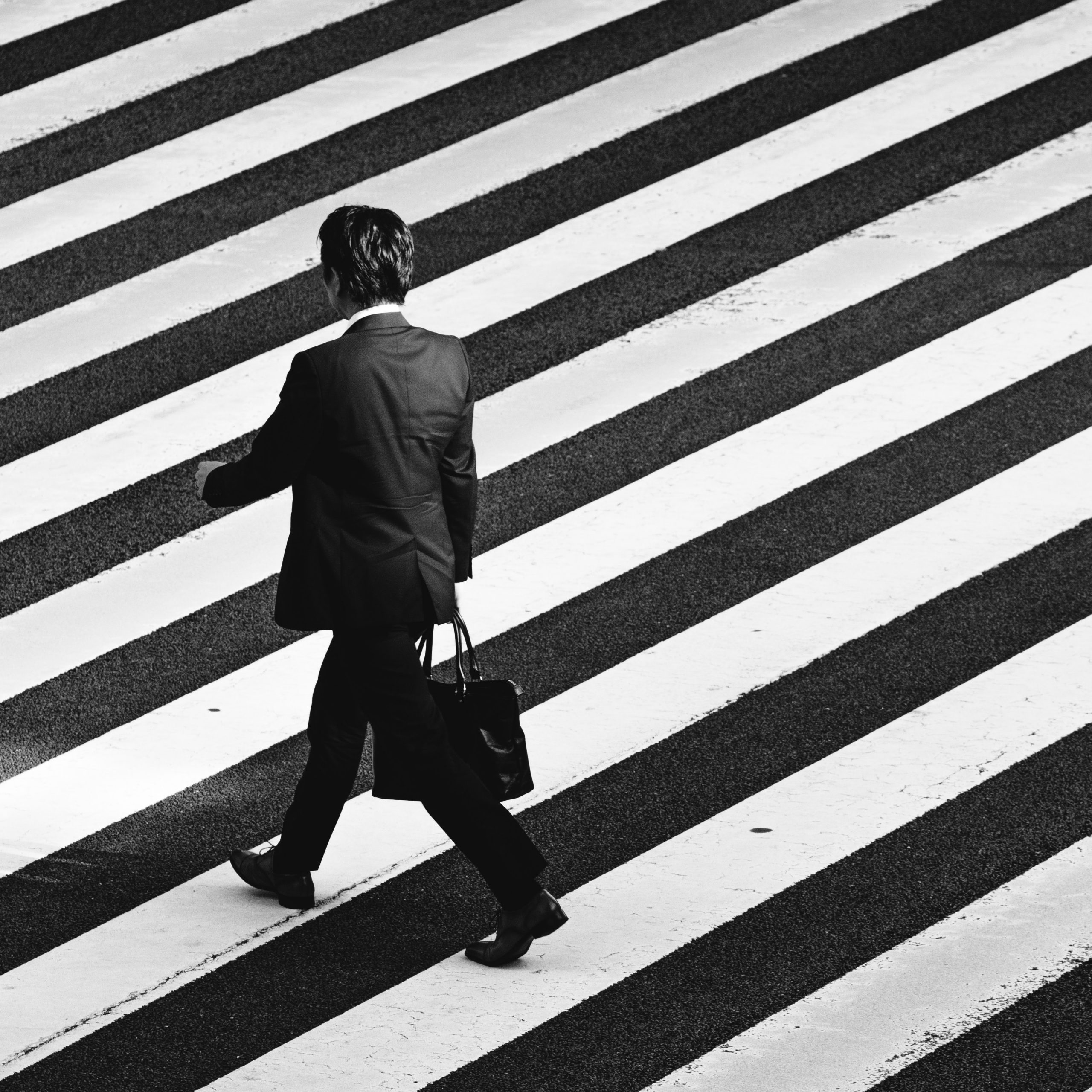 What is the customer satisfaction clause for ISO 9001?